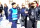 Incident la Braşov! Jandarmii au ridicat un bătrân care a "tulburat" baia de mulţime a PSD (VIDEO)