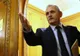 Reacția ministrului Sănătății la întrebarea: ”De ce a ales Dragnea un spital privat?”