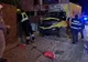 Accident în Piteşti: A intrat cu mașina într-o conductă de gaze. Șoferul, sub influența alcoolului
