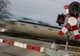 Un tânăr de 18 ani, călcat de tren în Voluntari. Băiatul vorbea la telefon în momentul impactului