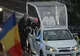 Filmul complet al primei zile din vizita Papei Francisc în România