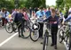 Toți copiii din această localitate au primit o bicicletă cadou de 1 iunie!