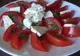 Brânza cu roşii, un deliciu. Cât de periculoasă este combinația de vară preferată?