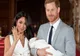 Prințul Harry și Meghan Markle și-au botezat bebelușul și au făcut publice primele imagini