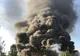 Pompierii luptă de 14 ore să stingă un incendiu care a mistuit un depozit în Buzău(Video)