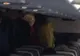 Cîțu, poză cu Dăncilă din avion: ”Viorica și bichonul se duc într-o călătorie PRIVATĂ în SUA”