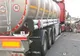 Accident cumplit pe DN 1D. O cisternă a intrat într-o căruță. 3 victime