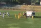 Clipe de groază la un meci de fotbal! Ambulanţa a intrat pe teren