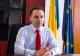 Un senator vine cu ambulanța să voteze moțiunea de cenzură 
