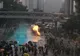 Proteste violente la Hong Kong după parada militară din China. Un tânăr împușcat în piept