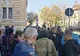 Un sat întreg protestează în fața Inspectoratului de Poliție din Satu Mare