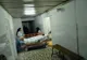 Un copil de 14 ani s-a îmbătat și a încercat să-și taie gâtul