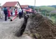 Bărbat, îngropat de viu sub un mal de pământ. A fost scos de pompieri fără semne vitale