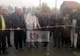 Aproape 200 de locuitori au ”inaugurat”, cu tăieri de panglică, un drum plin de gropi