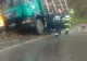 Accident înfiorător în județul Dâmbovița. O femeie, prinsă sub un camion la Moțăieni