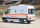Trei răniţi după un impact devastator dintre un microbuz şi un autoexcavator