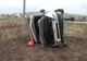 Accident grav, în jud. Suceava: a ajuns la spital, după ce s-a răsturnat cu mașina pe câmp