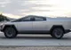 Tesla a lansat camioneta-minune: nu se zgârie, nu se sparge!