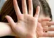  O fată de 11 ani a fost violată de fratele ei timp de un an