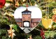 "Ornamente" de Crăciun cu imagini de la Auschwitz