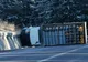 Accident grav, în jud. Suceava: un TIR încărcat cu BUTELII s-a răsturnat