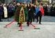 INCREDIBIL! GAFĂ DE PROPORȚII!  Ce coroană de flori au putut să depună cei de la PNL Slatina!