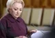 Dăncilă, replică pentru cei care o consideră proastă: "S-a lucrat foarte mult la asta. Au comentat de la coafuri, la broșe"