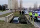 Șofer beat cu mașina în canal