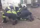 Momentul emoționant în care doi căţei şi o pisică sunt resuscitaţi. Au fost salvați dintr-o casă care ardea