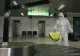 Scandal pe Aeroporul Otopeni: românii întorși din Italia, izolați cu forța