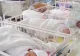 Scene incredibile la maternitatea din Tecuci. O mamă a fugit acasă cu copilul nou-născut și grav bolnav 