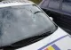 Un bărbat a creat o diversiune pentru a sparge parbrizele a cinci autospeciale de POLIȚIE