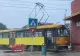 FOTO Un tramvai a deraiat la Botoșani și a fost la un pas de a intra într-un cafe-bar