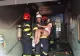 VIDEO + FOTO Explozie urmată de un incendiu, într-un bloc din cartierul Giulești