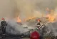 Alertă în Bistrița-Năsăud! Un incendiu a cuprins un depozit de cherestea din apropierea unei păduri