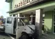 Un șofer din Mureș a intrat cu mașina într-un restaurant din Sibiu. Trei persoane au fost rănite (FOTO)