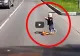 VIDEO – Cel mai norocos om din lume. Nu l-ar fi crezut nimeni dacă nu era filmat