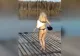 S-a dezbrăcat și a vrut să sară în lac pentru a face o baie – A avut o surpriză foarte neplacută