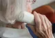 O nouă metodă de înșelătorie face victime în rândul vârstnicilor. Cum sunt lăsați fără bani