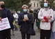 Protest inedit la Iași: SUTE de oameni au ieșit în stradă în semn de protest față de interzicerea pelerinajului și atingerea raclei cu moaște