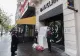 FOTO-VIDEO Cinci ani de la ATENTATELE teroriste din Paris - 130 de morți, printre care și doi români. Turnul Eiffel, iluminat în memoria victimelor