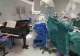 VIDEO | Băiat de 10 ani, operat de cancer, în timp ce un pianist a cântat în direct, în sala de operații