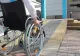 Tânăr cu handicap grav, lăsat de autorități fără însoțitor: Comisia a decis că s-a vindecat peste noapte!