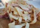 Ce se întâmplă în corpul tău dacă mănânci şorici de porc. Nutriţionistul are un răspuns şocant