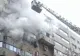 INCENDIU VIOLENT, într-un bloc din cartierul Colentina, urmat de o altercație violentă între locatari. TREI persoane duse la secția de poliție