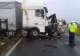 VIDEO - Accident grav, în jud. Brăila. Impact violent între 3 mașini, între care un autobuz: doi morți, doi răniți - Traficul este oprit