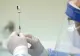 Un nou vaccin anti-Covid va fi testat pe oameni din februarie. Colaborare Rusia - Marea Britanie