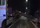 FOTO Drumul Național 17, BLOCAT total, după ce au căzut pe șosea grinzi de metal