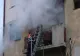 Incendiu puternic într-un bloc din Moreni. Apartament distrus din cauza neatenției