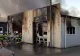 VIDEO | Incendiu puternic la un service auto din Craiova. 2 mașini au fost distruse